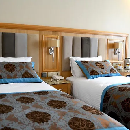 Erden Sarayevo Hotel 2*